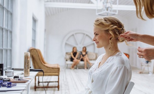 Кастинг моделей в рекламный ролик салона красоты в Москве