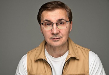 АНДРЕЙ АРТАМОНОВ