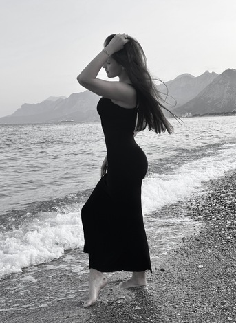 Арина Белоусова